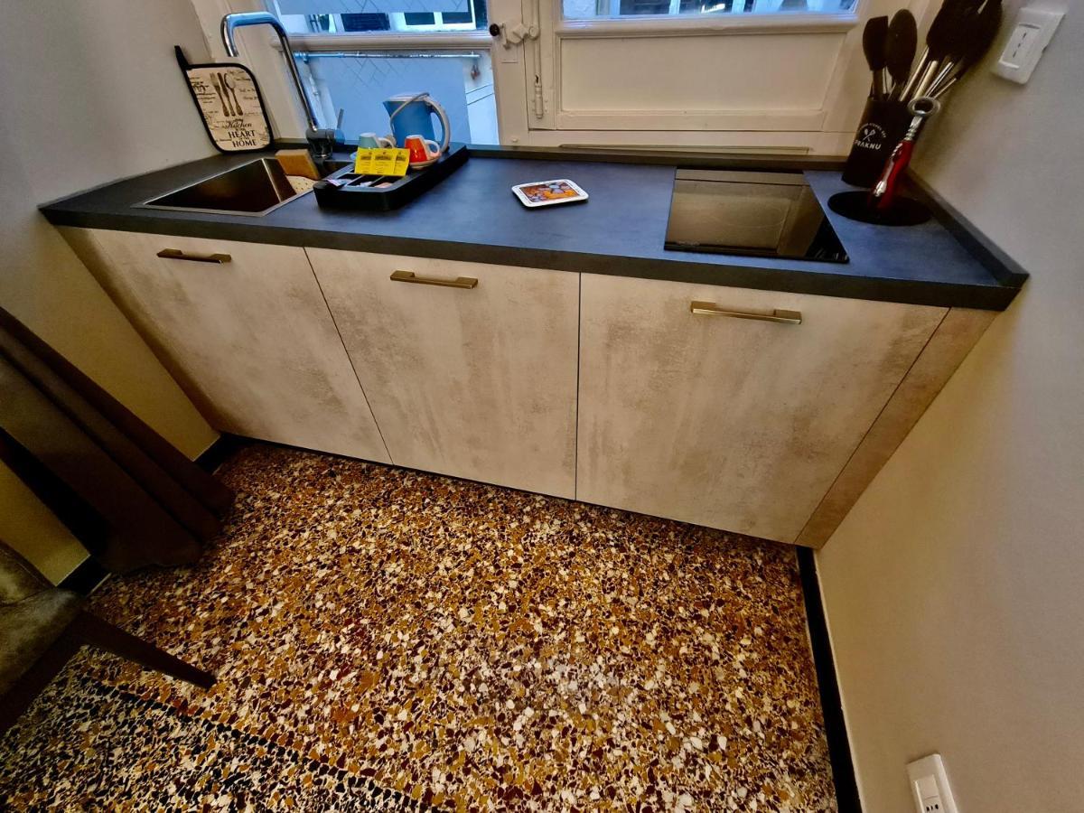 Borgo San Giorgio Apartment Genoa Exterior photo